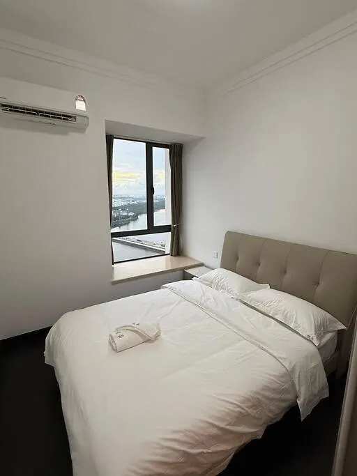 Rnf Seine Region Full Seaview Apartment Johor Bahru