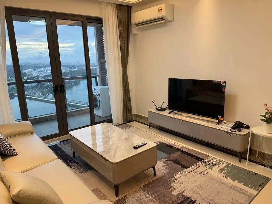 Rnf Seine Region Full Seaview Apartment Johor Bahru